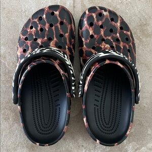 Animal print crocs NWOT